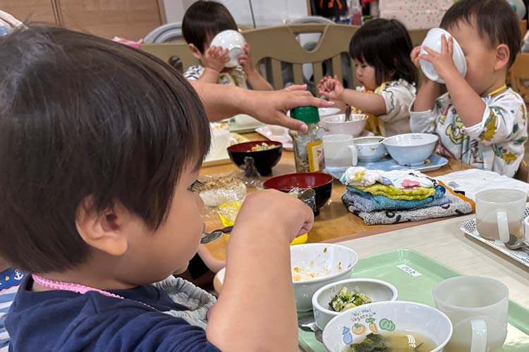 給食